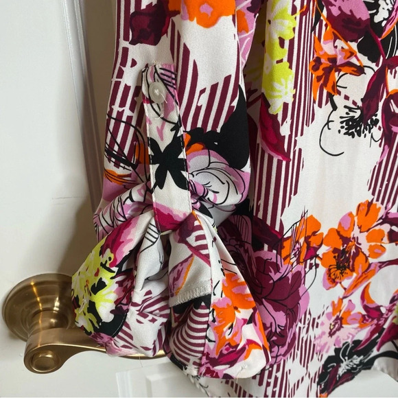 Dana Buchman•floral graphic top tunic blouse Medium Office Business Clas… - Picture 4 of 7
